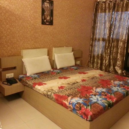 Hotel Shiva Sehore エクステリア 写真
