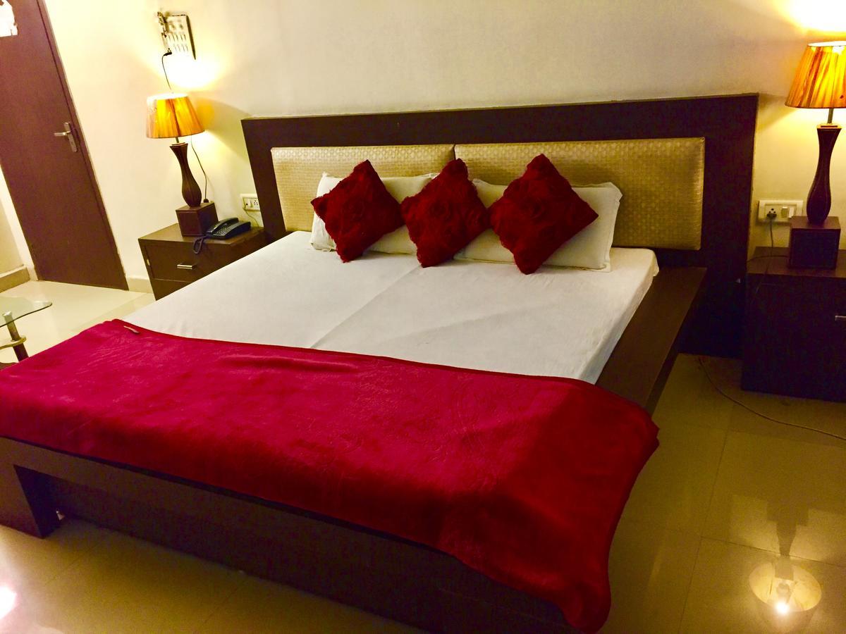 Hotel Shiva Sehore エクステリア 写真