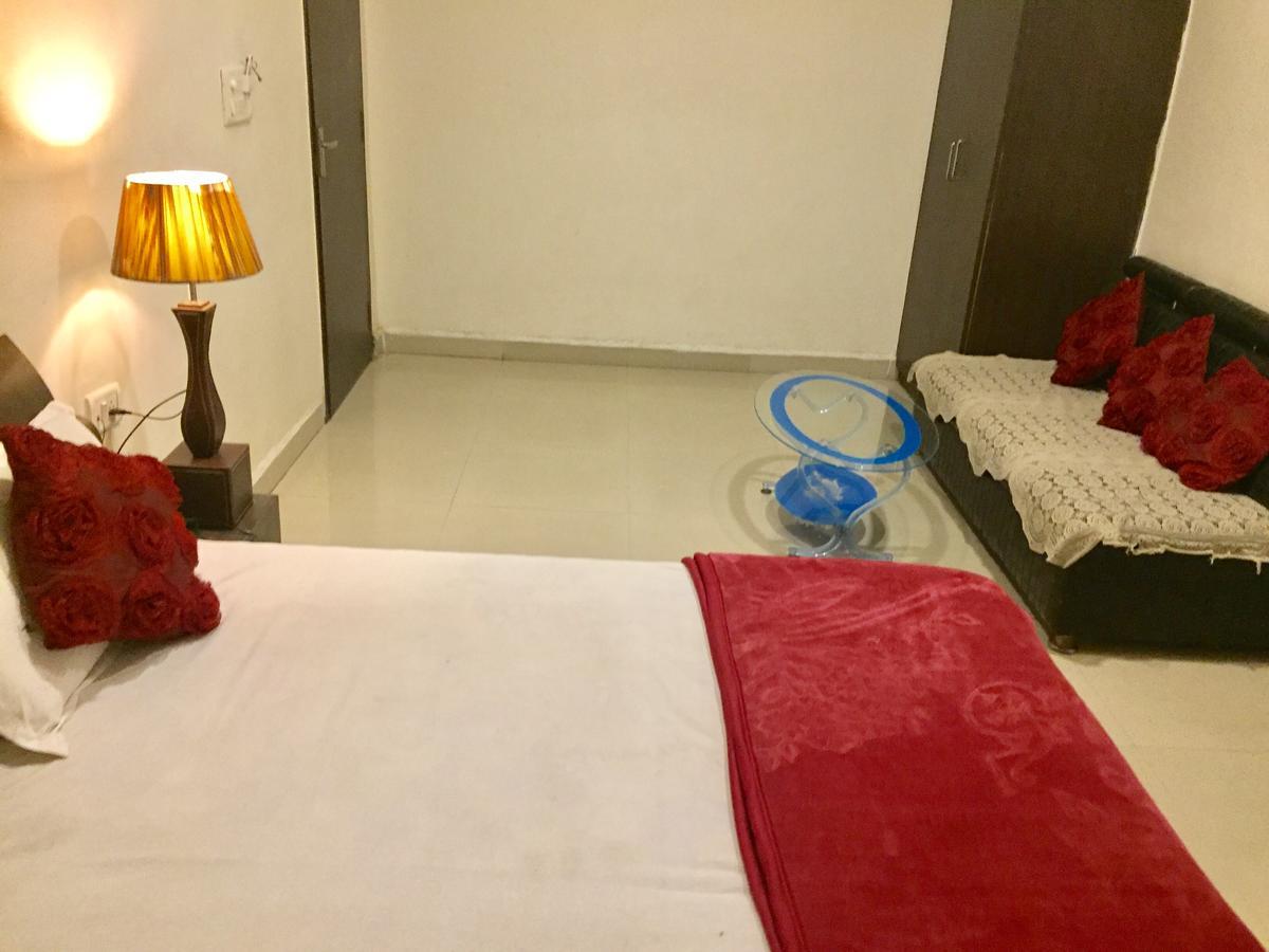 Hotel Shiva Sehore エクステリア 写真