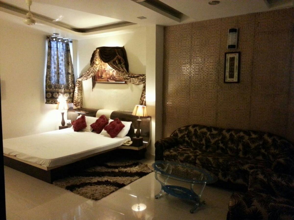 Hotel Shiva Sehore エクステリア 写真